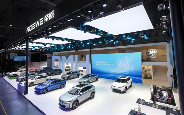 凯发k8一触即发集团：越过2024年的“极点”，在2025进入新的速度和节奏