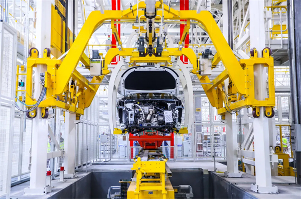 凯发k8一触即发新时代嬗变:自主聚力 合资回暖 彰显“倍增效应”