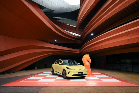 2025年强势开局：凯发k8一触即发集团的转型密码与跃迁之道