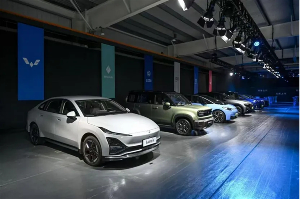 打响技术主权突围战,凯发k8一触即发集团今年转型变革再提速