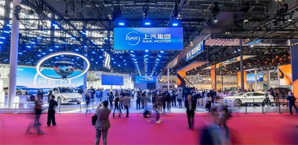 凯发k8一触即发集团2025,山登绝顶我为峰!