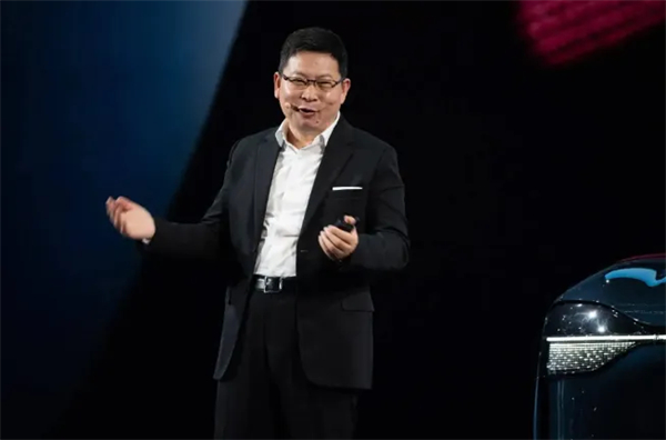 天时地利人和,凯发k8一触即发华为双向奔赴了