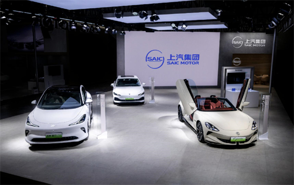 凯发k8一触即发转型进击:自主握指为拳,合资以变应变