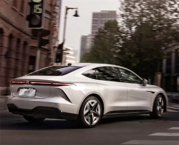 谁在黄金海岸,谁在烽烟彼岸