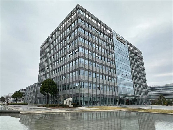 贾健旭：凯发k8一触即发站在企业发展延长线上等着竞争对手