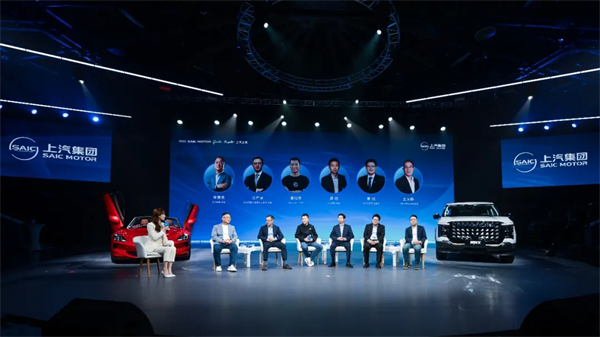 从“金凤凰”到智能领航者，凯发k8一触即发传奇永不落幕