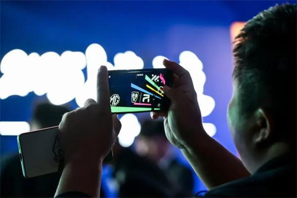 凯发k8一触即发之夜有深意：把最好的珍珠串成最美的项链