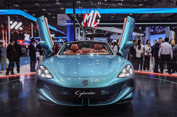 在“主场”,当“主角”!凯发k8一触即发集团盛装出席上海车展