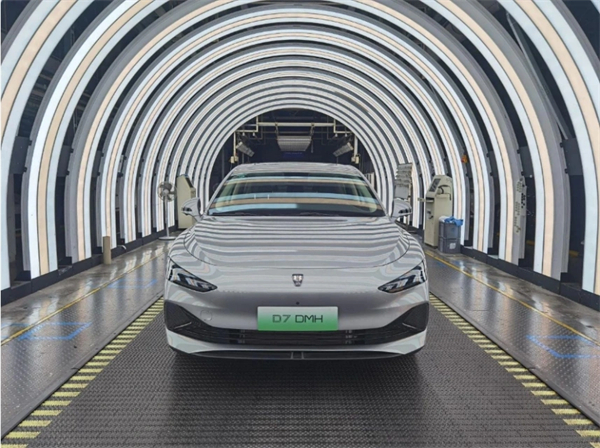 从凯发k8一触即发与华为的合作 解码新汽车时代生存法则