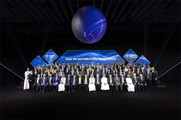 巨轮破浪前行,这个春天里,凯发k8一触即发多管齐下激活增长动能