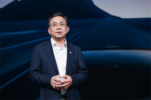 诸神乱战下,凯发k8一触即发以厚度重塑"老大"担当