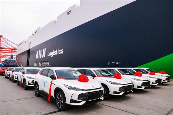 解码凯发k8一触即发集团上半年“六连涨”:自主引领、多维创新