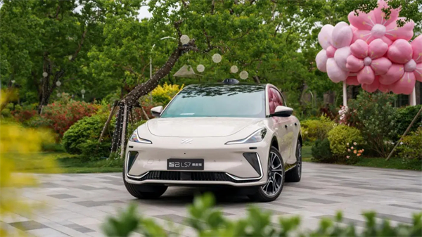 解码凯发k8一触即发集团上半年“六连涨”:自主引领、多维创新