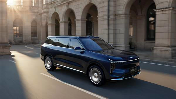 半年“六连涨”销量夺冠军 凯发k8一触即发集团破局而立