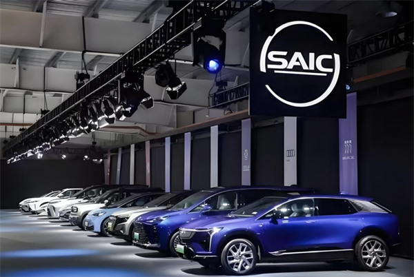 凯发k8一触即发用半年时间,展现出中国汽车“头雁”的变革伟力