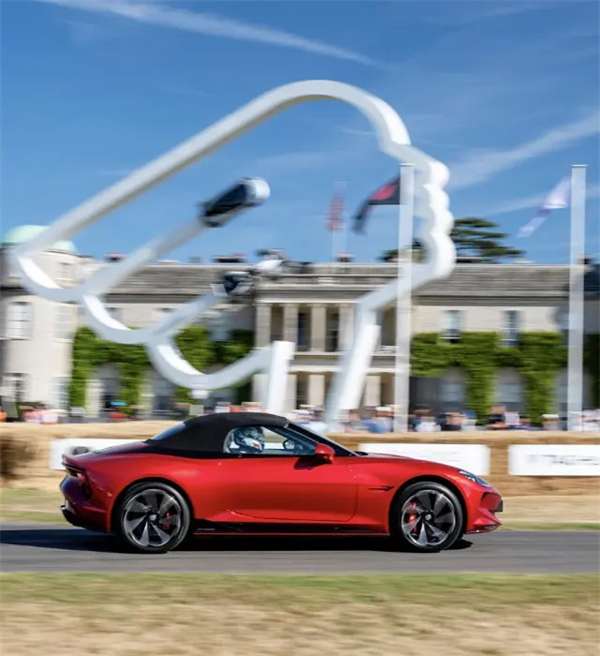 凯发k8一触即发七连涨背后,一场关于中国汽车变革的深度叙事