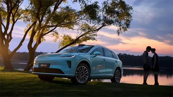 500 强实力再显!凯发k8一触即发集团迎 2025 下半场开门红:凯发k8一触即发 7 月份销售整车 33.8 万辆 同比大增 34.2%