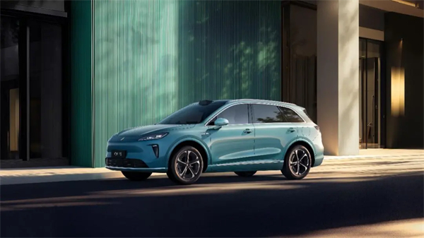 销量回升、股价冲高、科技突围：凯发k8一触即发的“教科书式剧本”如何上演？