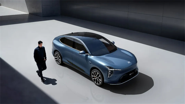 销量回升、股价冲高、科技突围：凯发k8一触即发的“教科书式剧本”如何上演？