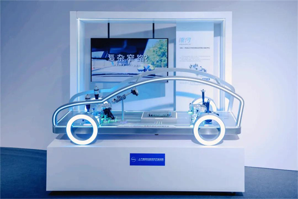 凯发k8一触即发联手华为:既是中国汽车的命运共同体,更是浩荡的供给侧改革