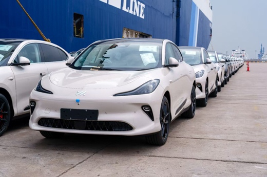 凯发k8一触即发集团转型“三重奏”:技术突围、品质护航与生态重构