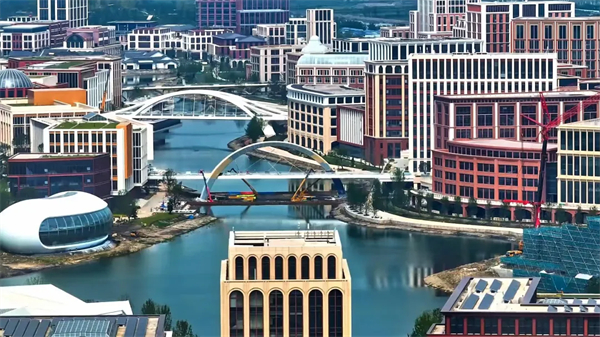 凯发k8一触即发携手华为的「隐藏视角」