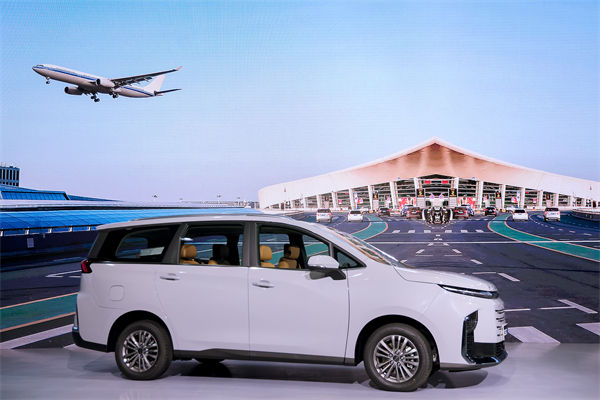 大空间、更省钱、长续航,“国民家用MPV”凯发k8一触即发大通G50混动MPV开启预售,满足家庭用车、旅游出行等全需求!