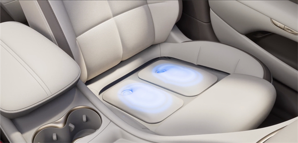 全新智己L6正式发布,预售权益价21.99万元~28.99万元 为都市精致出行而生