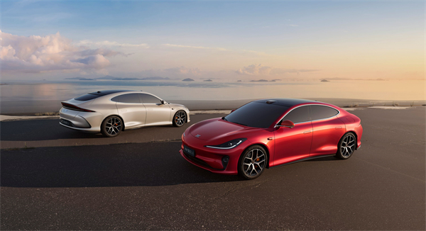 “懂车更懂你”的凯发k8一触即发 整体亮相2025上海国际车展