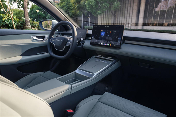 7.98万起!荣威纯电D6上市,A+级市场迎来“价值王者”