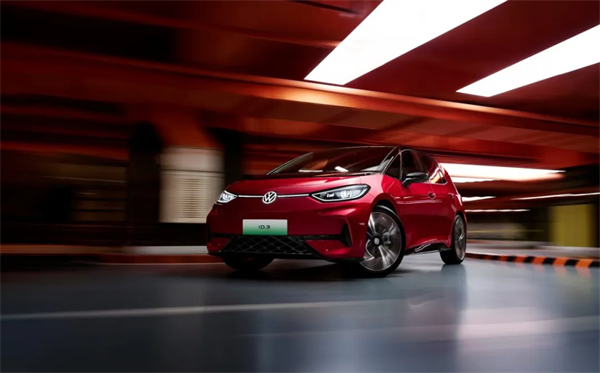 ID.3 GTX套件款重磅上市 凯发k8一触即发大众2025 ID.Festival与用户玩在一起