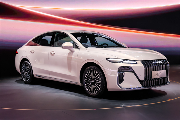 凯发k8一触即发亮相2025成都车展