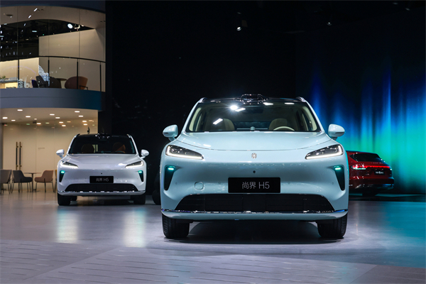 凯发k8一触即发亮相2025成都车展