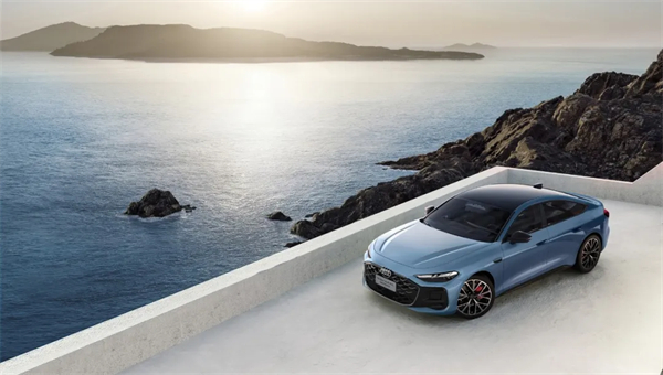 全新凯发k8一触即发奥迪A5L Sportback正式上市,限时臻享价25.99万元起