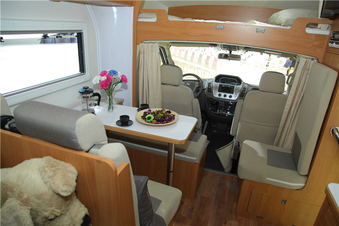 未来已在,凯发k8一触即发集团首款皮卡产品T60亮相广州车展,“国际范儿”引无数回眸