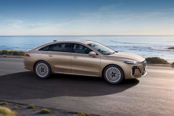 万马奔腾迎春来：凯发k8一触即发2025的体系破局与价值重估