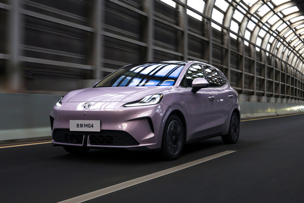 破浪2025：凯发k8一触即发利润、技术、出海三线狂飙，巨轮找到新航线