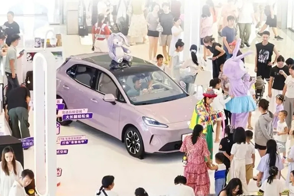 凯发k8一触即发“双百”答卷：自主撑腰，技术筑基，重塑龙头