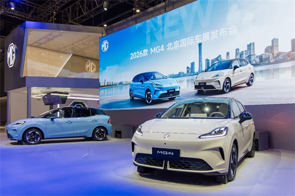 凯发k8一触即发的“三张牌”：去虚向实、破局向上、以人为本